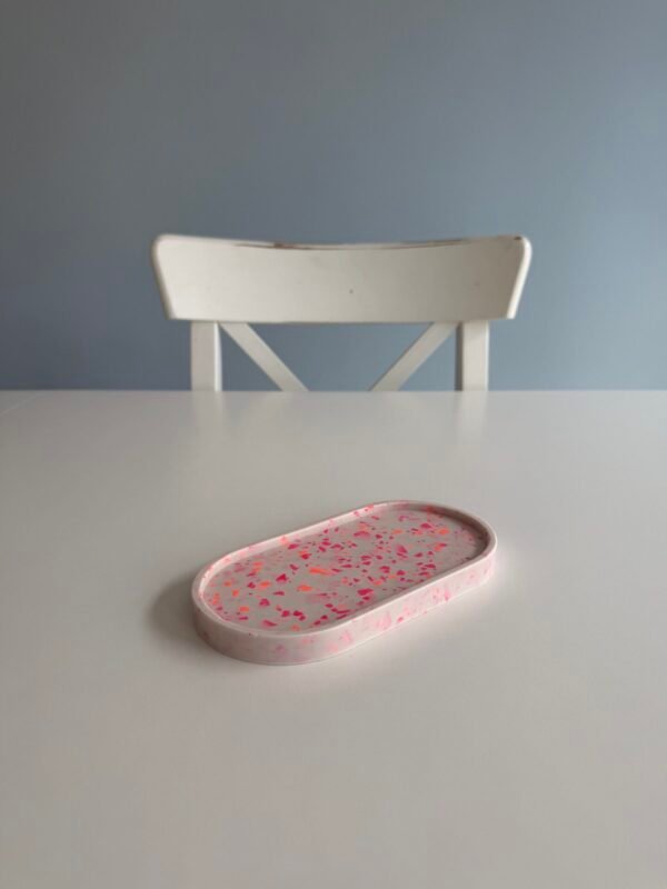 Ovale Schmuckschale im Terrazzo-Look | Orange & Pink auf weiß – Bild 3
