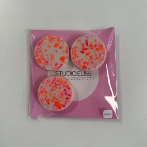 Orange und pinke Chips